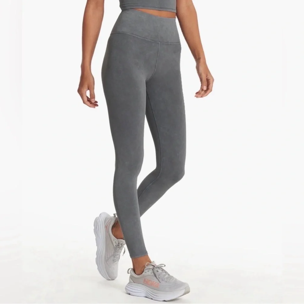 VUORI Washed Charcoal Studio‎ Legging Active High Rise Workout Gym Yoga Size XL
